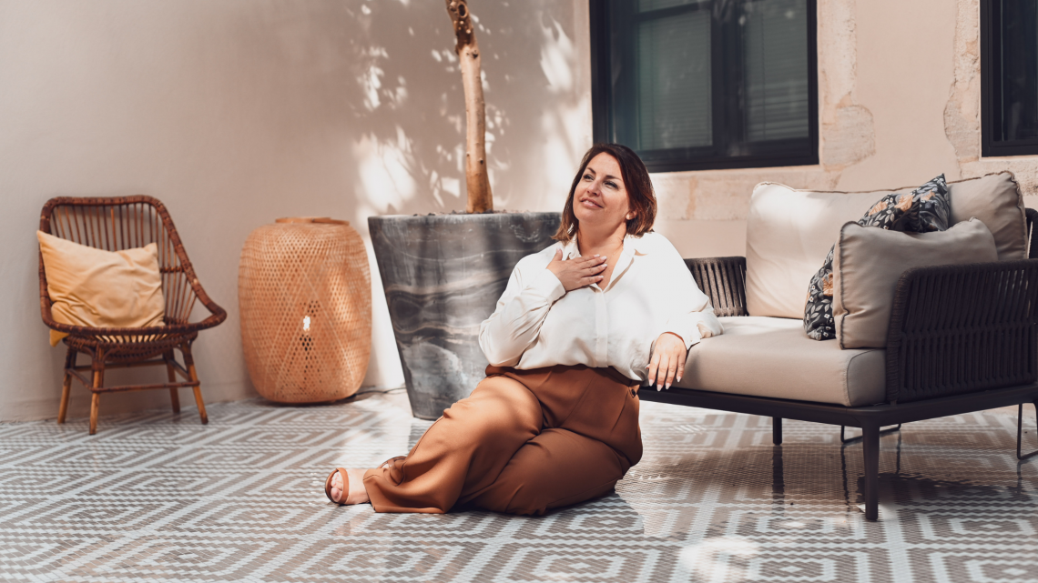 Découvre comment le coaching de vie t’aide à mieux gérer ton stress, comprendre tes émotions et retrouver équilibre et sérénité.