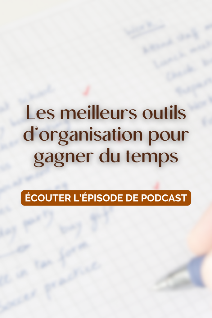 Quels outils utiliser pour gagner du temps au quotidien ? Bullet Journal, agenda, Notion, stop-doing list, intelligence artificielle… Découvre 7 outils et habitudes d’organisation pour centraliser tes tâches, mieux planifier tes journées et éviter de tout garder dans ta tête. Un épisode du podcast Le bonheur me va si bien consacré à l’organisation et à la gestion du temps.